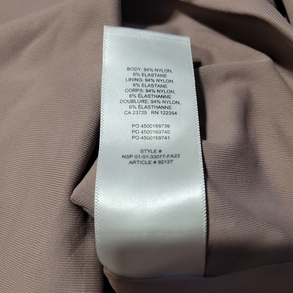 Aritzia Babaton Contour Mock Neck Long Sleeve Crop Top - Picture 5 of 8